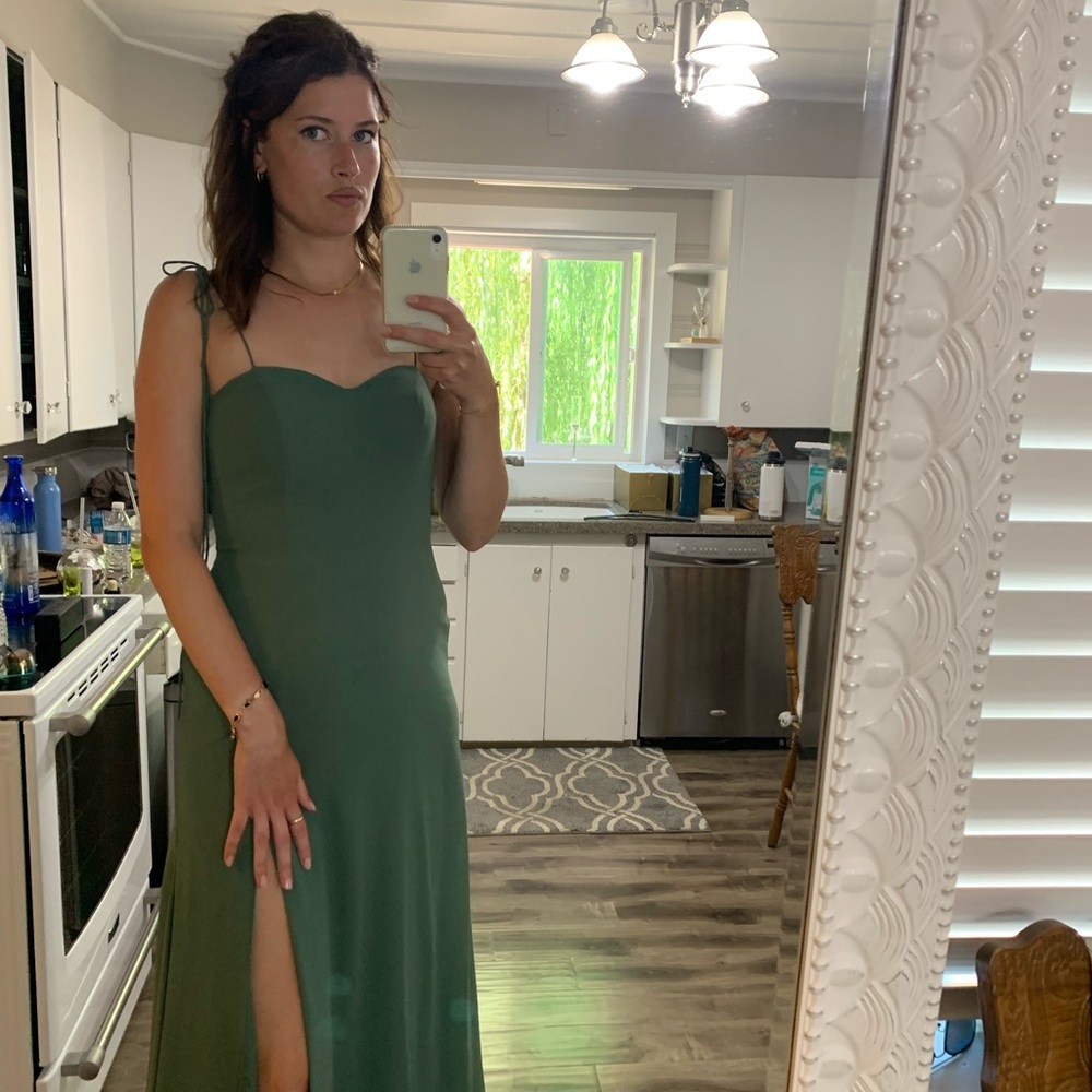 Azazie Eucalyptus Rosey Dress Size 6